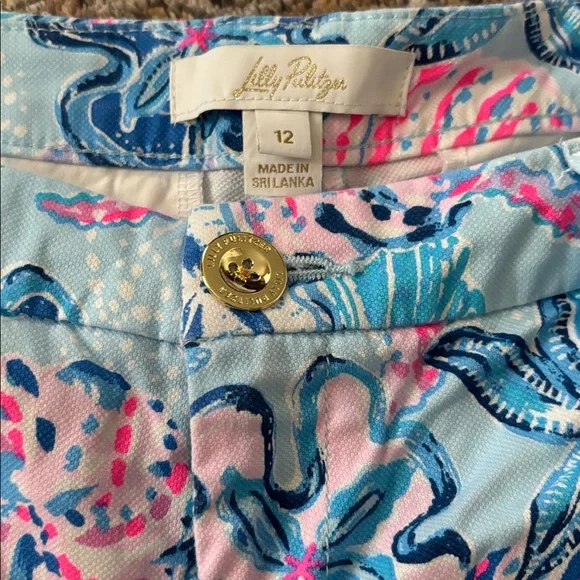 Lily Pulitzer Shorts - Picture 2 of 4